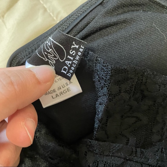 NWOT Dippin Daisy’s Black Sequin Bikini Top Size Large - Picture 6 of 6